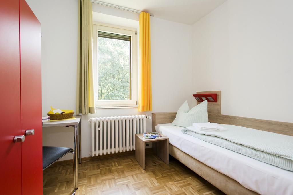 Jugendherberge Бонн Экстерьер фото